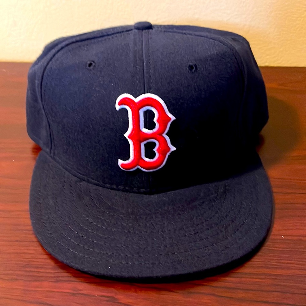 Boston Red Sox Vintage Baseball Cap. New Era. Fitted 7-1/4.